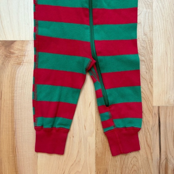 Hanna Andersson Green and Red Striped Christmas Zip Sleeper One Piece Pajamas - Picture 3 of 9